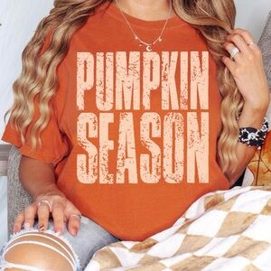 Pumpkin Season Fall oversized Vintage Rust  Tee. Women’s Size XL or Size L.